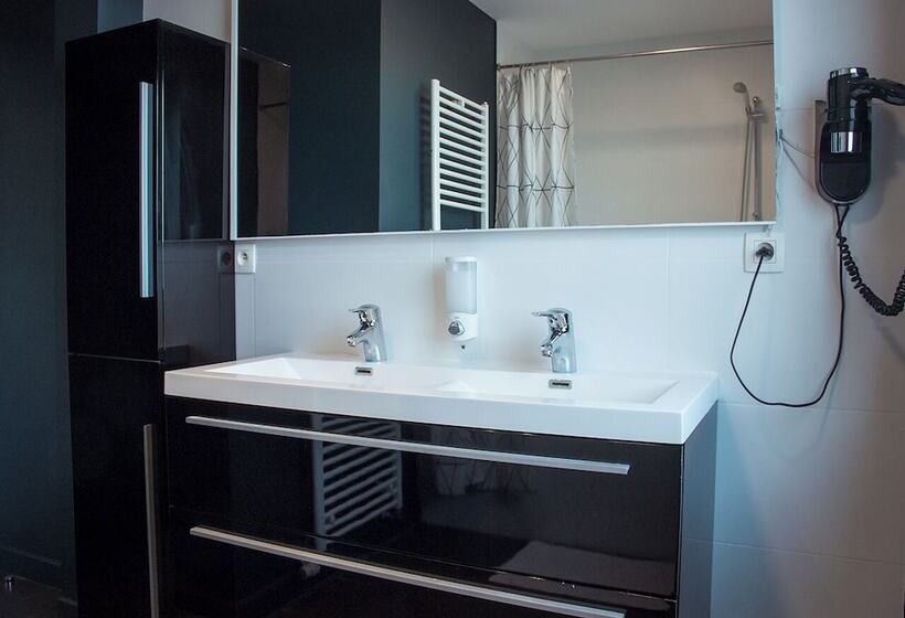 Smartflats Design   L42