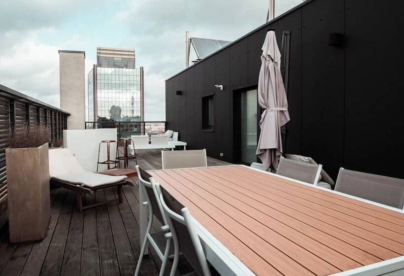 Smartflats Design   L42