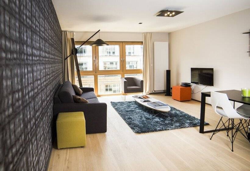 Smartflats Design   L42