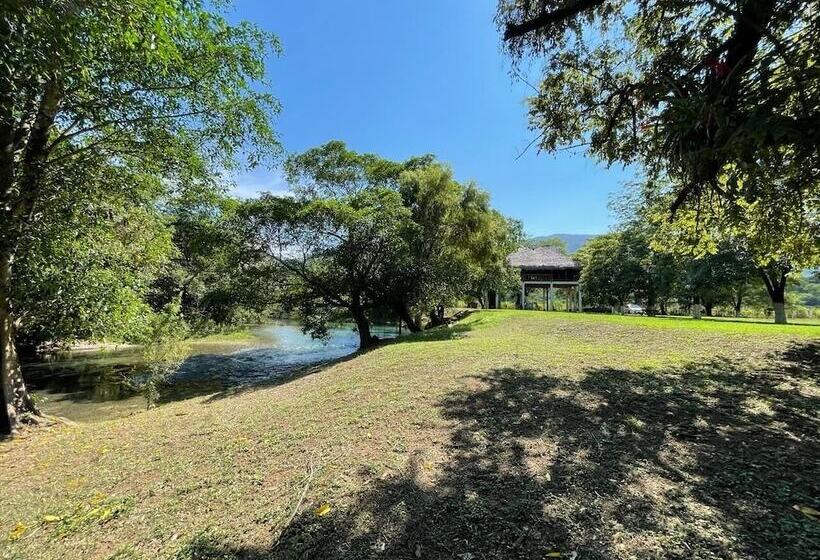 مسافرخانه Posada Zamudio