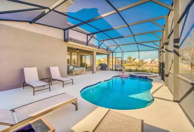Resort Oasis W/ Game Room: 11 Mi To Disney!