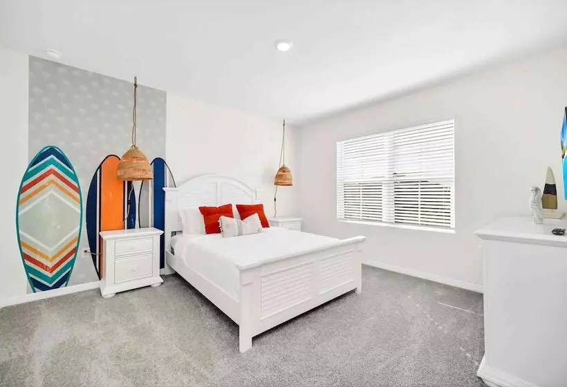 Resort Oasis W/ Game Room: 11 Mi To Disney!