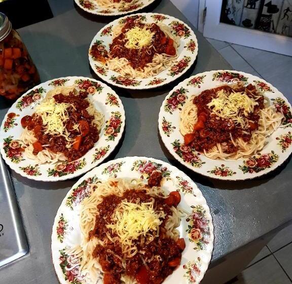 הוסטל Keedols Inn & Backpackers