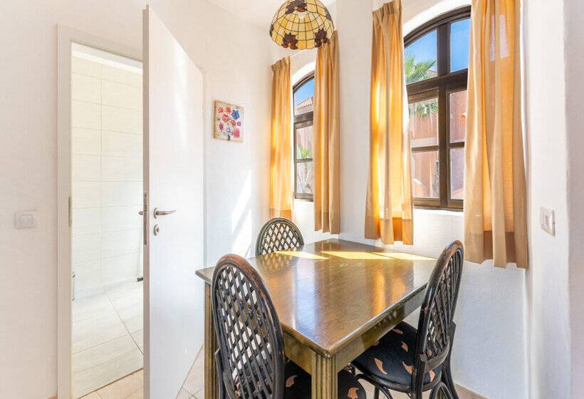 Bakour Fuerteventura La Pared