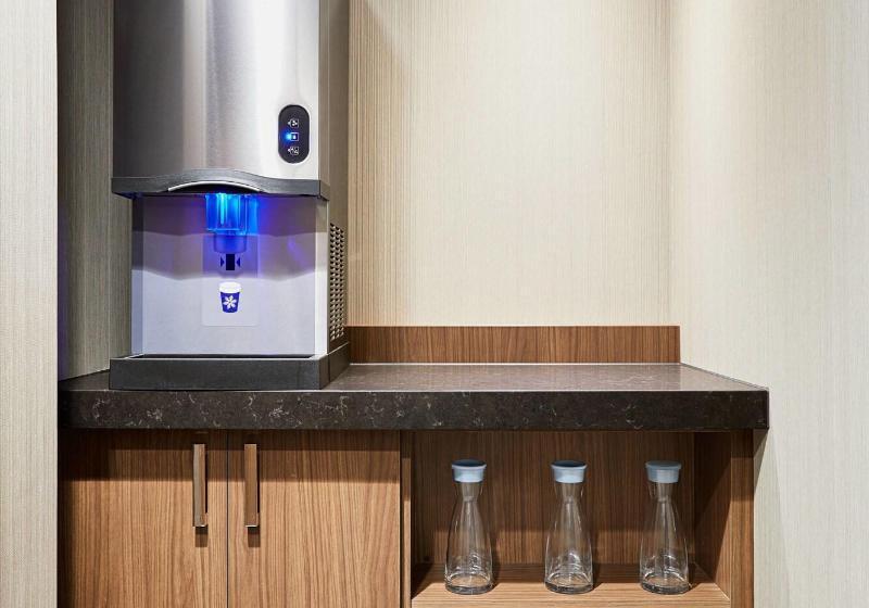 Ac Hotel By Marriott Madison Downtown