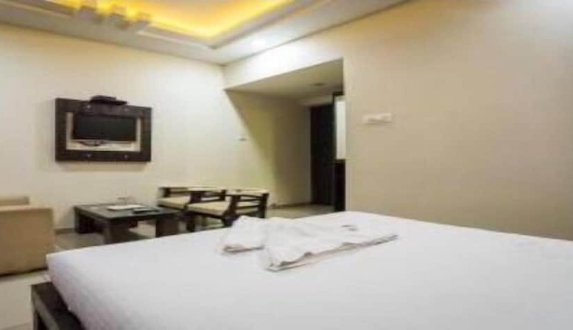 Sai Nidhi By Glitz Hotels Mindspace Airoli