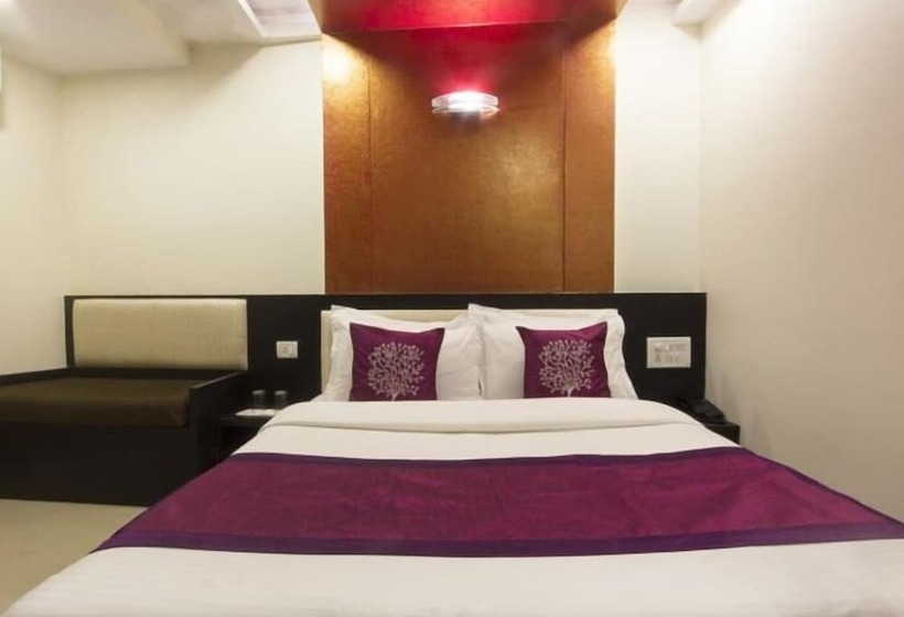 Sai Nidhi By Glitz Hotels Mindspace Airoli