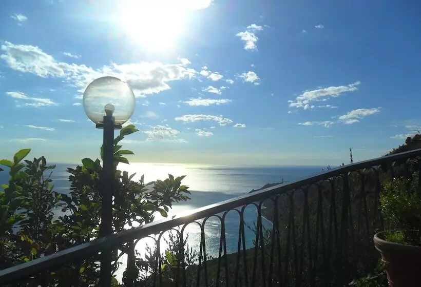 ホテル Agriturismo Principe Di Vallescura