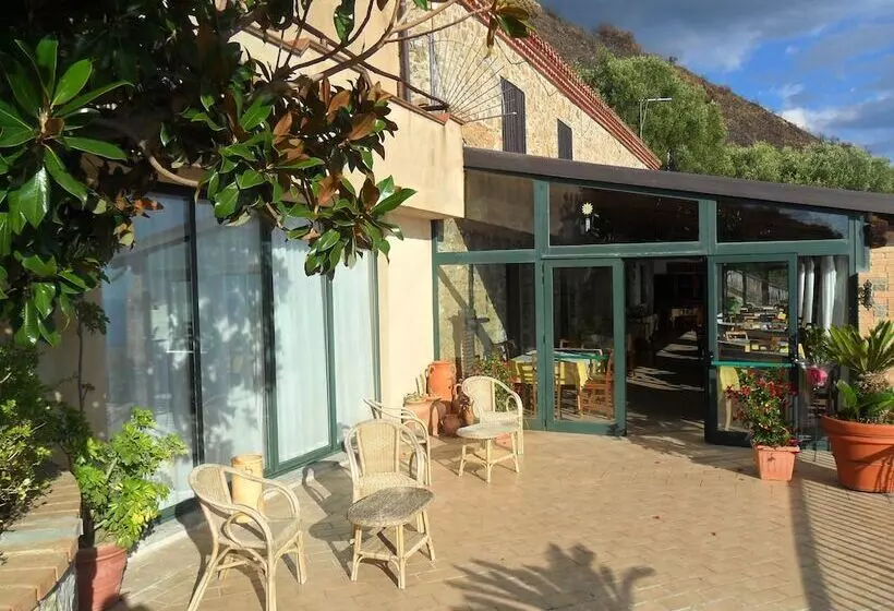 ホテル Agriturismo Principe Di Vallescura