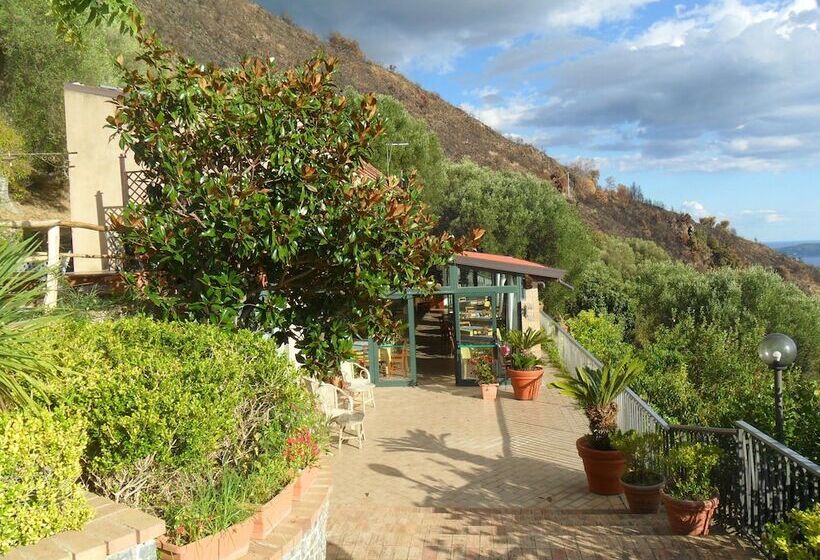 ホテル Agriturismo Principe Di Vallescura