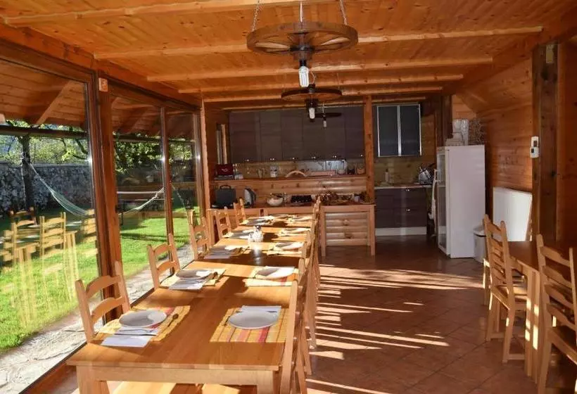 هتل Apartments Mrakic