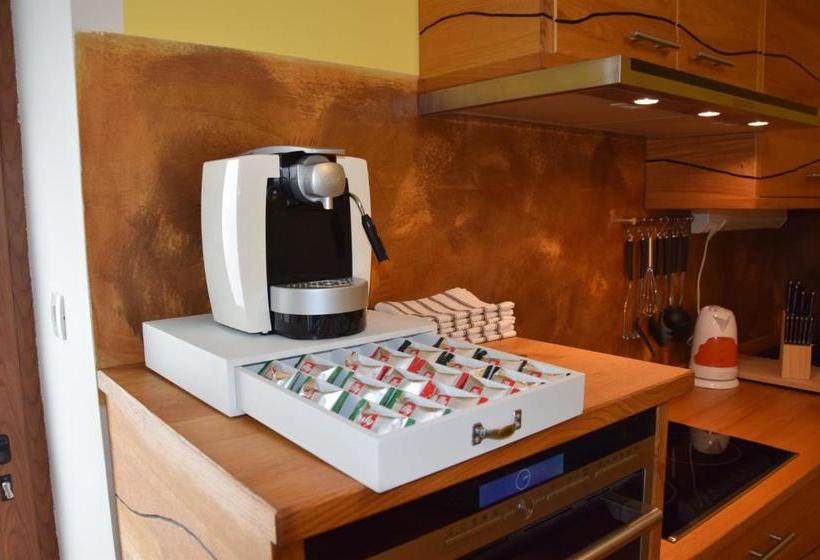 هتل Apartments Mrakic