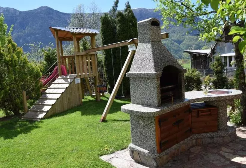 هتل Apartments Mrakic