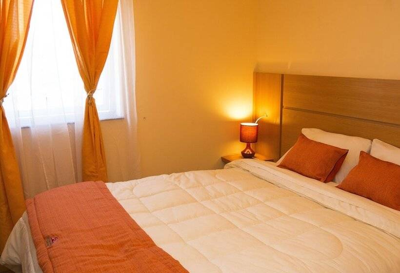 Hotel Camilo Henriquez