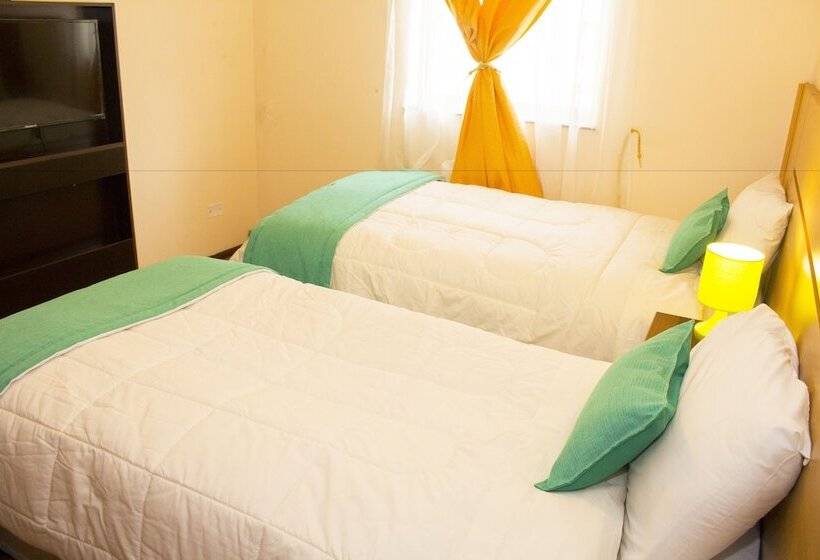 Hotel Camilo Henriquez