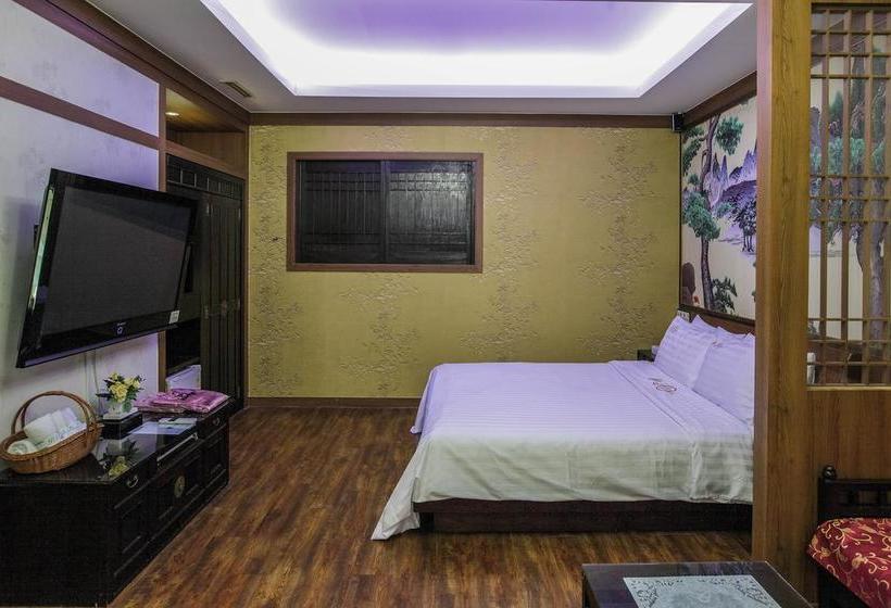 Отель Cheonan B