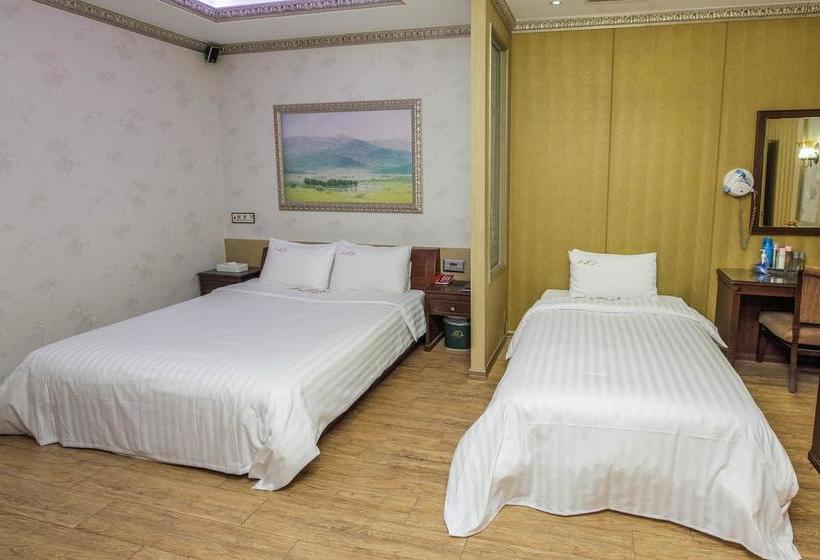 Отель Cheonan B