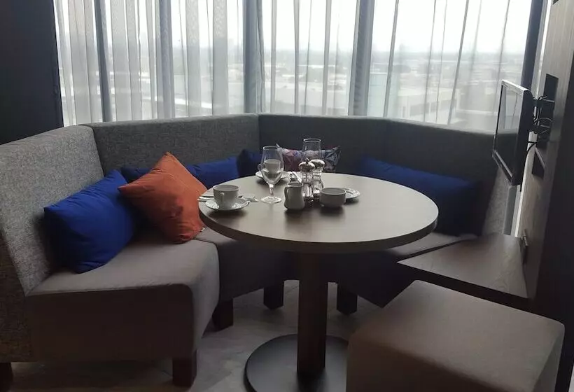 ホテル Courtyard By Marriott Mexico City Toreo