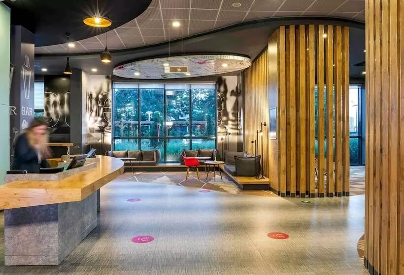 هتل Ibis Istanbul Tuzla