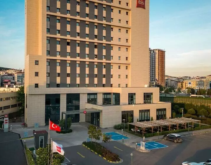 هتل Ibis Istanbul Tuzla