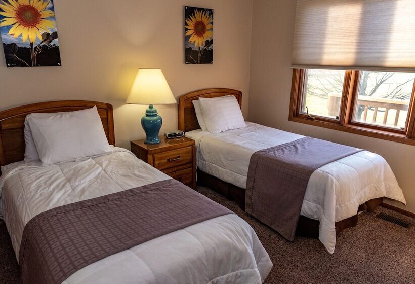 فندق Lake Panorama National Resort