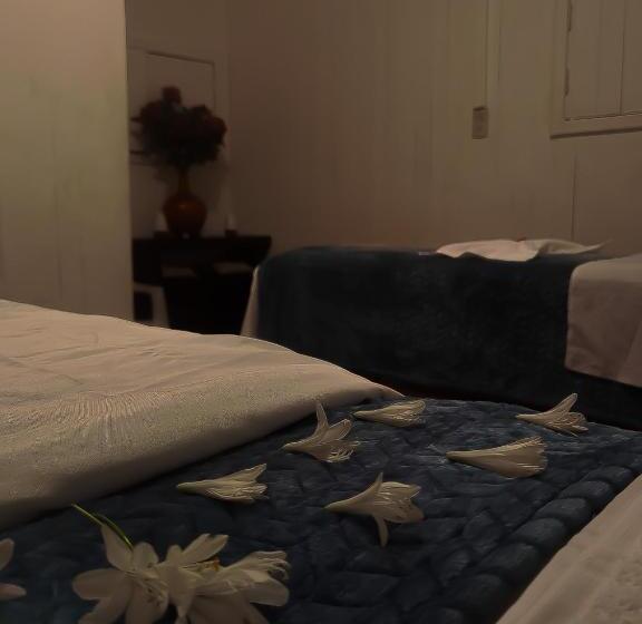 בית מלון כפרי Los Azufres Spa Natural