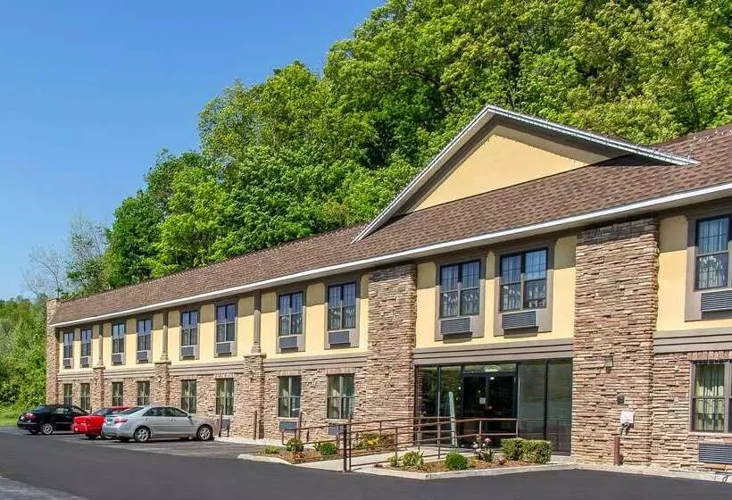 ホテル Quality Inn Near Mountain Creek