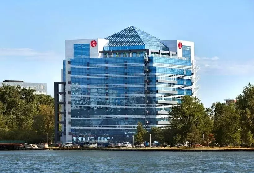 هتل Ramada By Wyndham Constanta