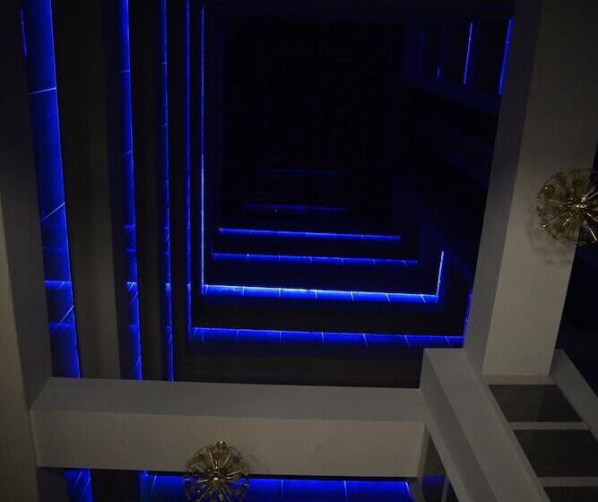 فندق Ramada By Wyndham Constanta