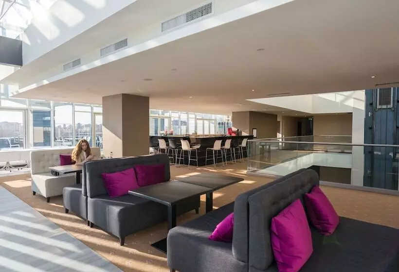 هتل Ramada By Wyndham Constanta