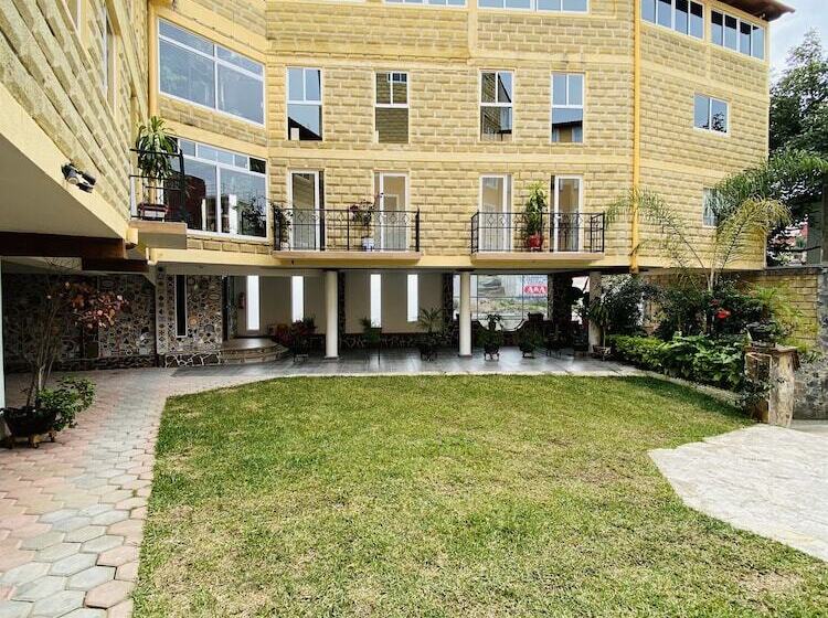 酒店 & Suites Cerro Roj0