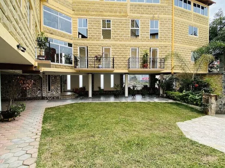 Hotelli & Suites Cerro Roj0