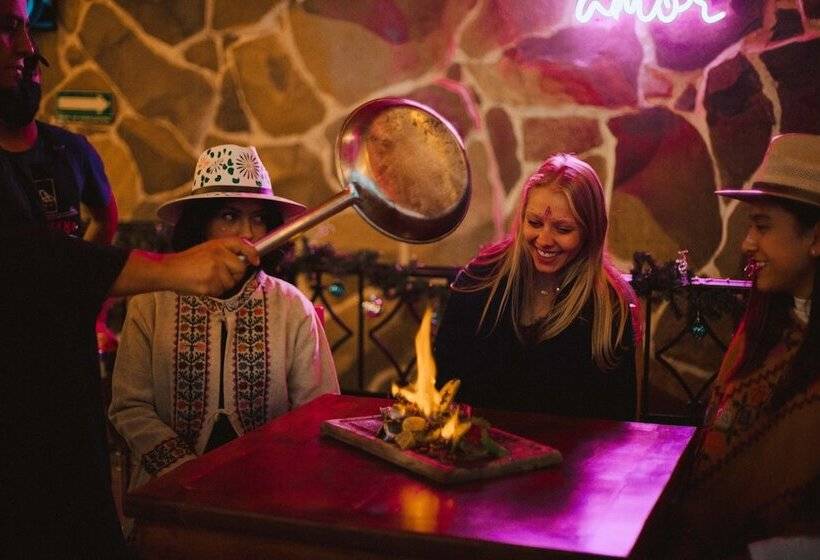 酒店 & Suites Cerro Roj0