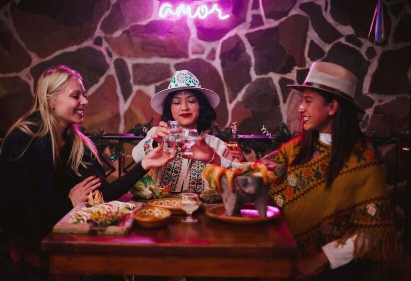 酒店 & Suites Cerro Roj0