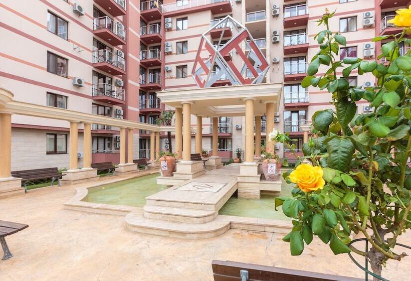 Apart Hotel Tarsis Club