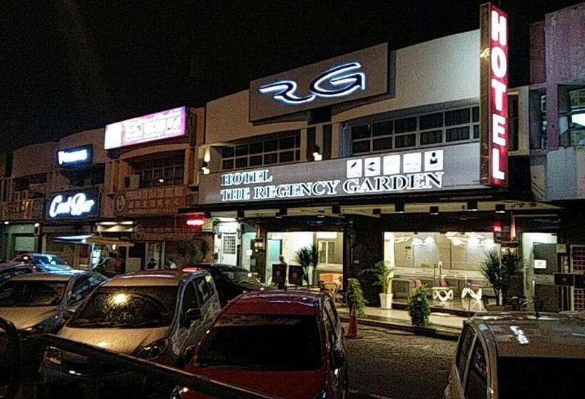 Otel The Regency Garden