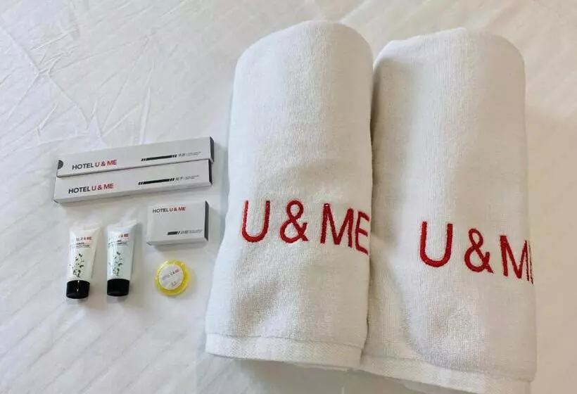 هتل U And Me