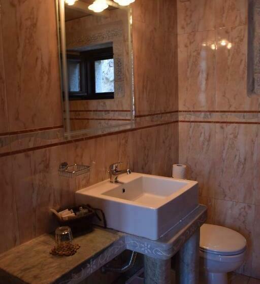 Отель Vasilios Apartments