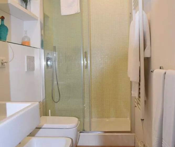 Rhegion B&b