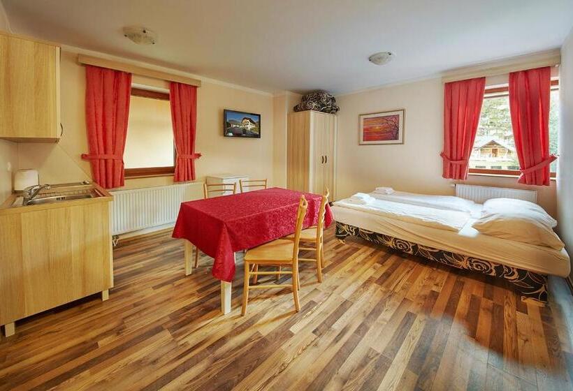 Rute Hotel And Apartments