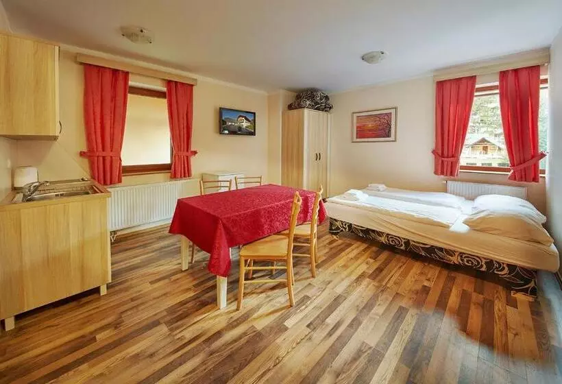 Rute Hotel And Apartments