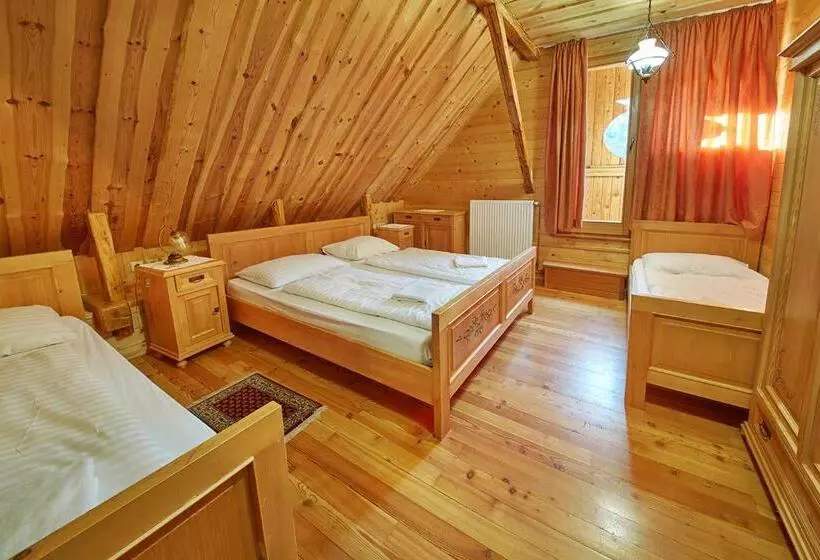 Rute Hotel And Apartments