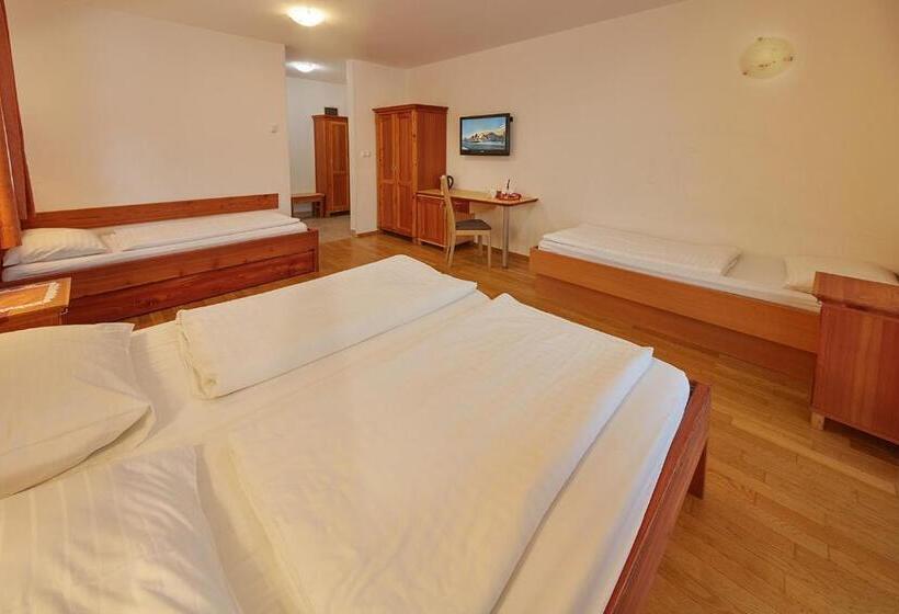 Rute Hotel And Apartments