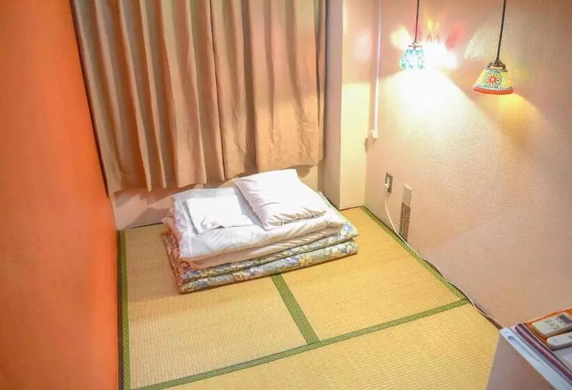 Yokohama Hostel Village Hayashikaikan