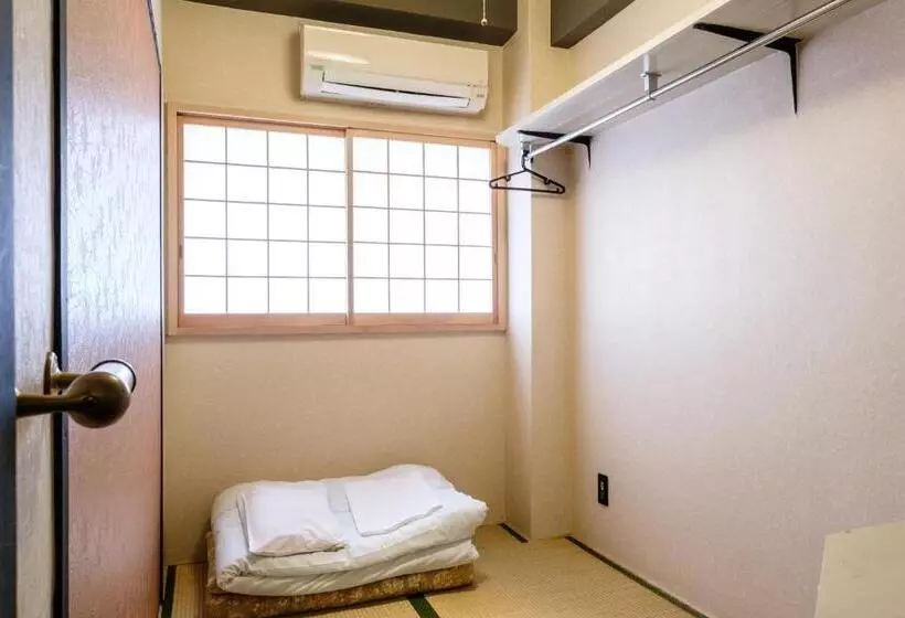 Yokohama Hostel Village Hayashikaikan