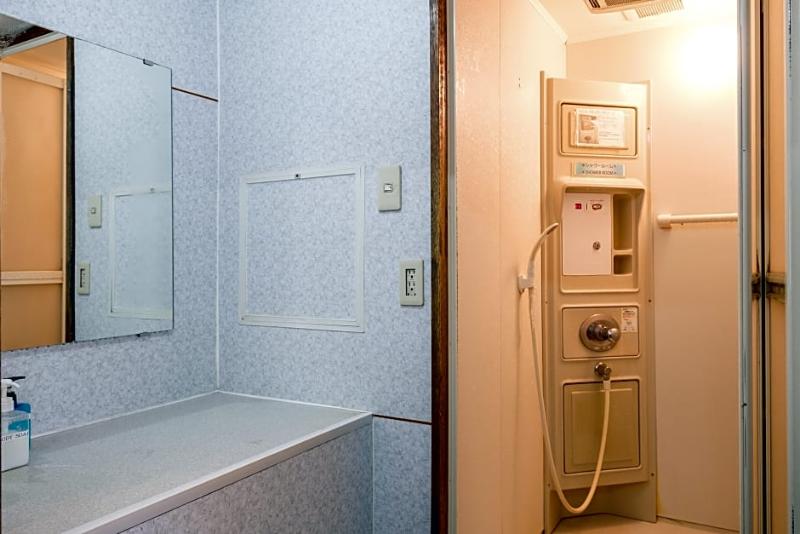 Yokohama Hostel Village Hayashikaikan