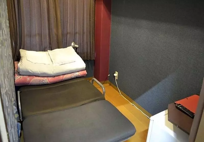 Yokohama Hostel Village Hayashikaikan
