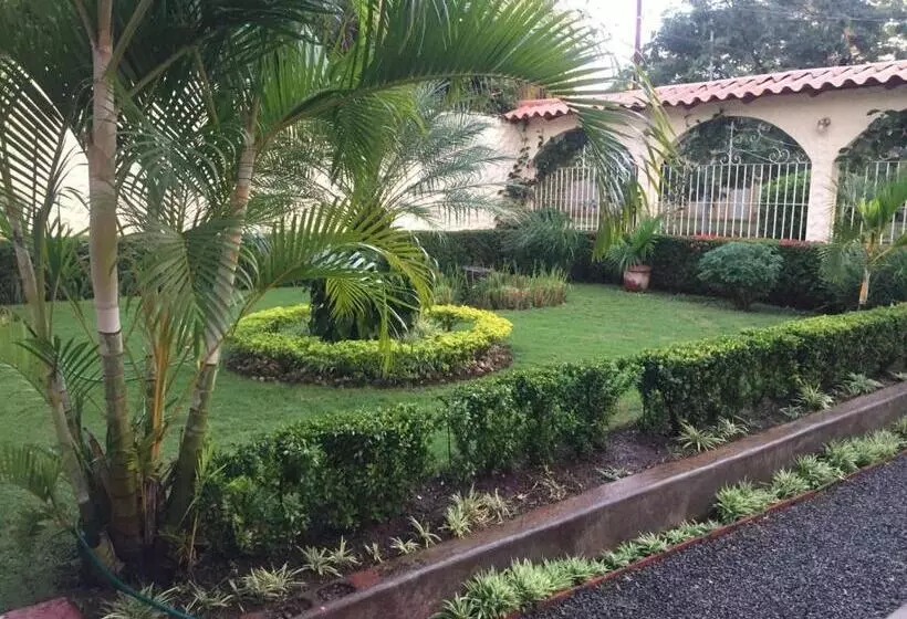 ホテル Vizcaíno León