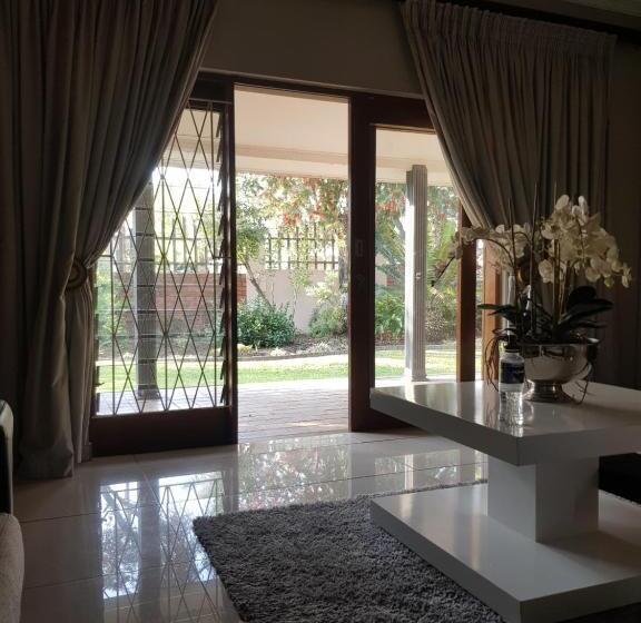 بنسيون Agt Guesthouse