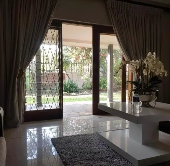 Majatalo Agt Guesthouse